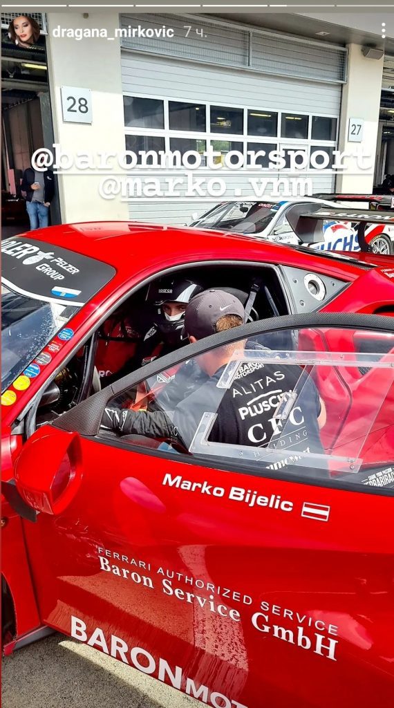 IDEMO, MARKO: Dragana Mirković i Toni Bjelić bodrili sina tokom auto trke (VIDEO) 2 marko bijelic 2