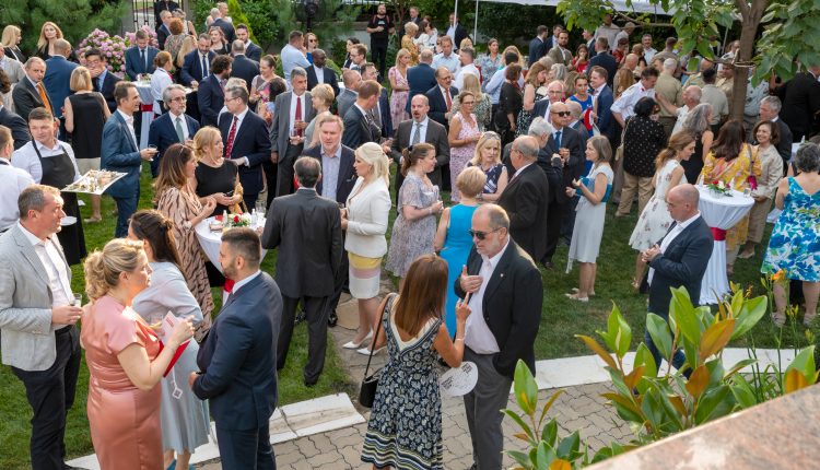Dan Kanade 2022 90