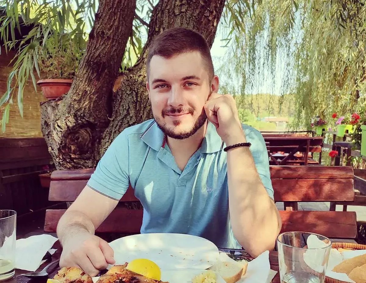 POVRATAK NA MESTO ZLOČINA: Ana Spasojević, Nikola Grujić Gruja i Danijel Višić ulaze u "Zadrugu 6" 2 Nikola Grujic 1