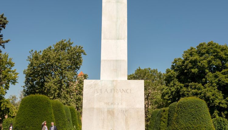 Polaganje venaca 13