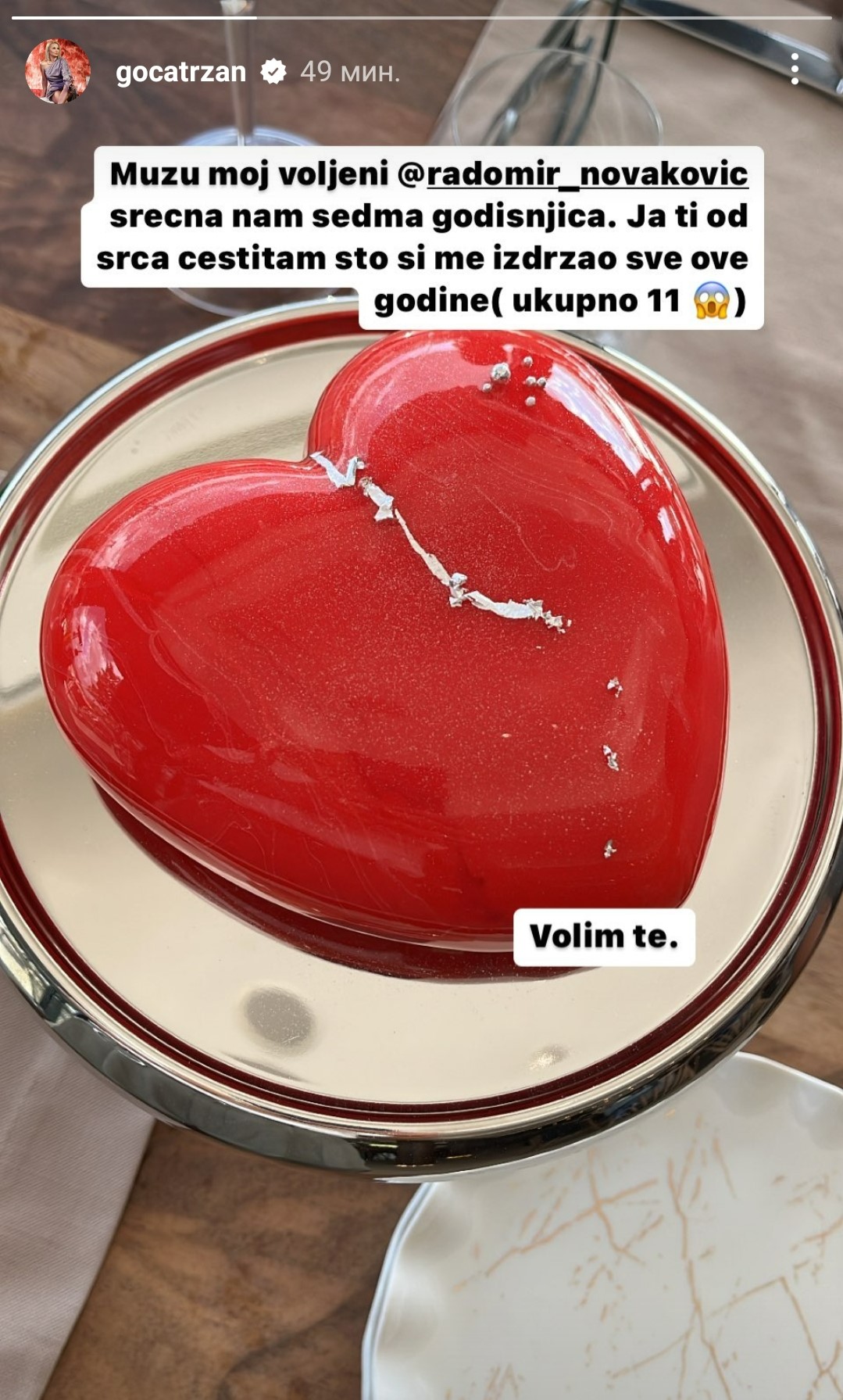 ČESTITAM TI ŠTO SI ME IZDRŽAO SVE OVE GODINE: Goca Tržan i Raša Novaković slave sedmu godišnjicu braka (FOTO) 1 Goca Trzan objava