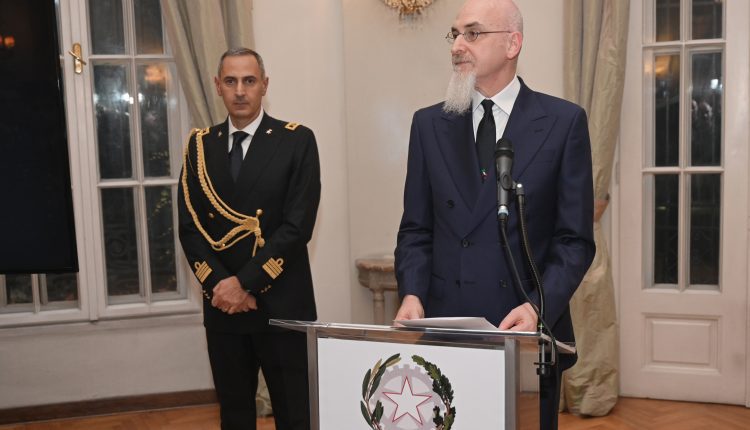 Dan oruzanih snaga Italije 11 1