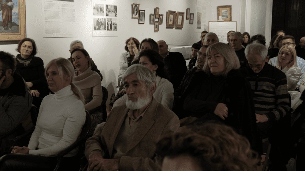 SUNCU ŠAMAR: "Prometej" predstavio novi roman Gordana Lemajića 5 7 FOTO