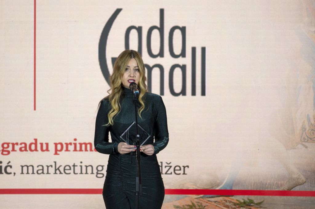Dodeljeno 20 nagrada za proslavu 7. rođendana Diplomacy & Commerce magazina 7 Danijela Vasic