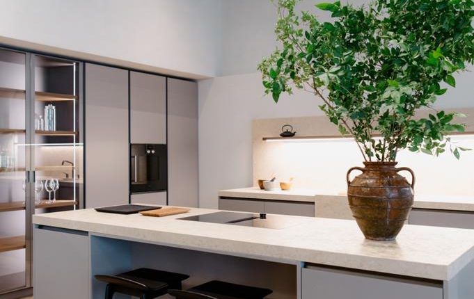 KDA West 65 foto Mrdja Lovers Studio 6