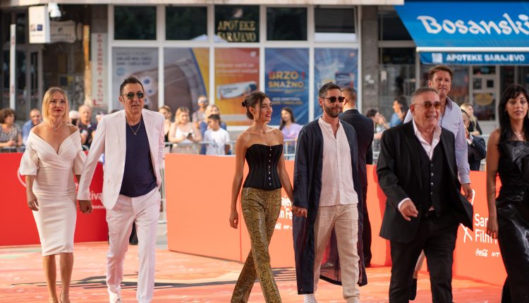 RED CARPET 11