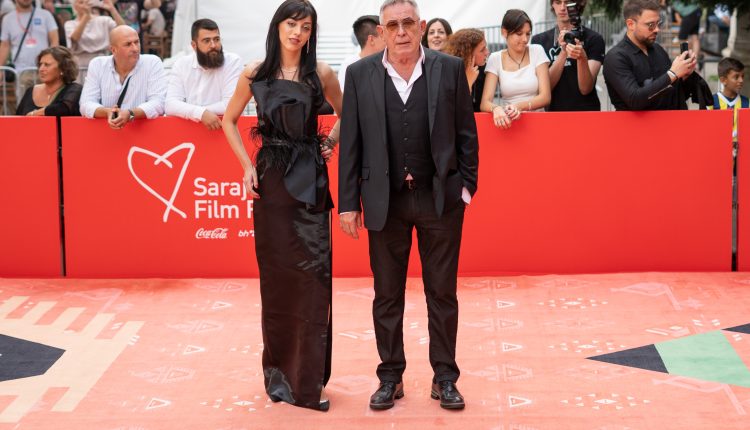 RED CARPET 17