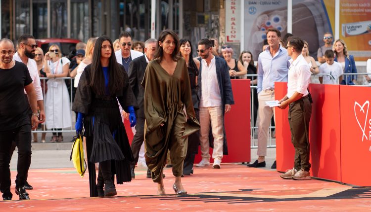 RED CARPET 2