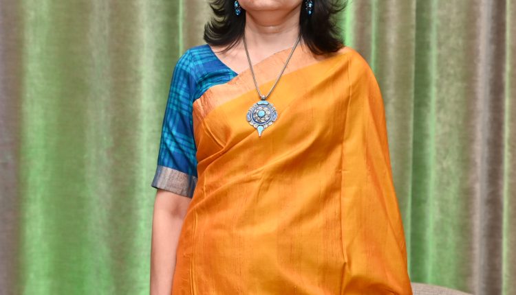 Indija 24 32