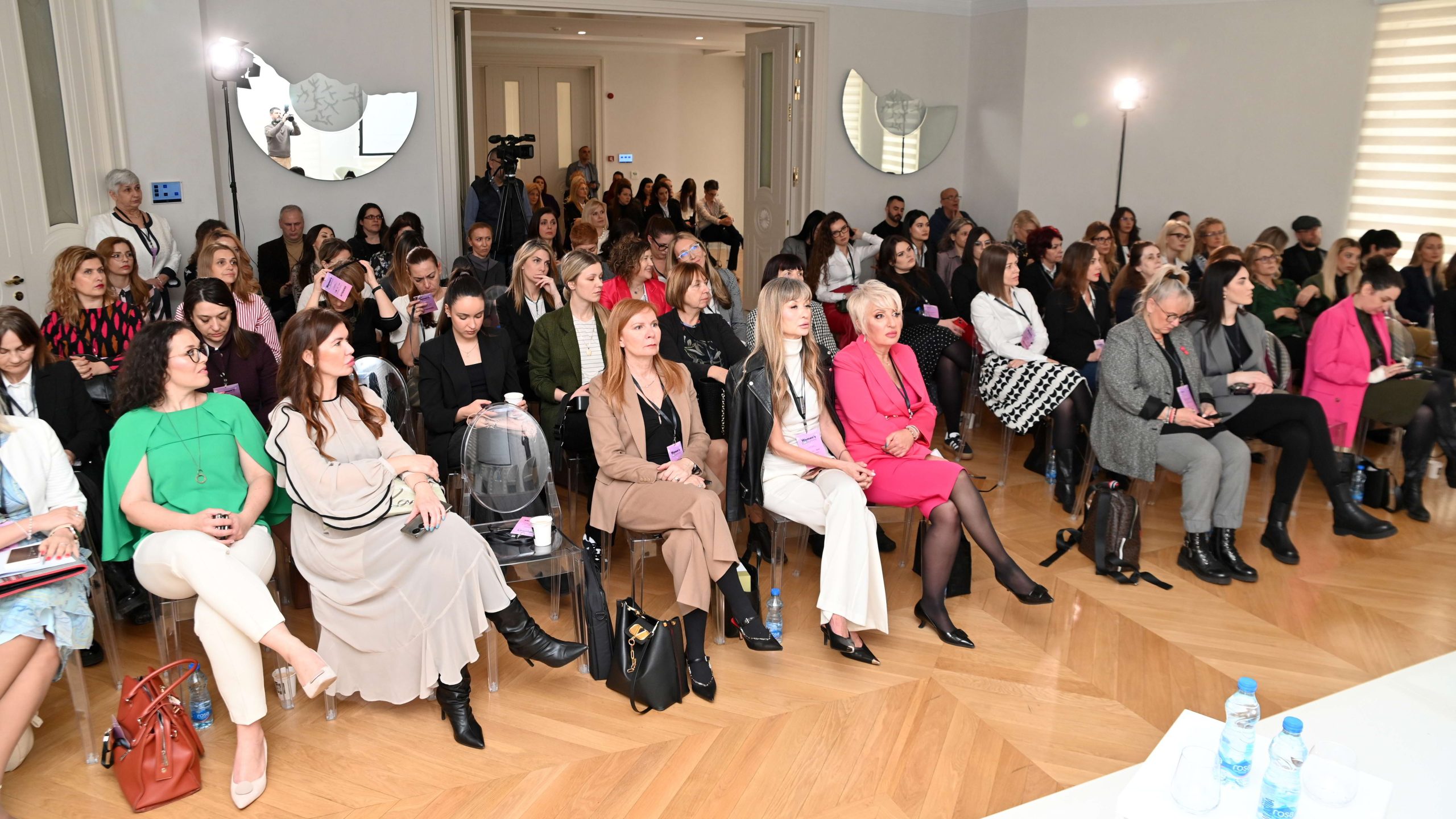 ODRŽAN WOMEN'S CEO SUMMIT - Potrebna veća solidarnost i podrška među ženama 5 1 106 scaled