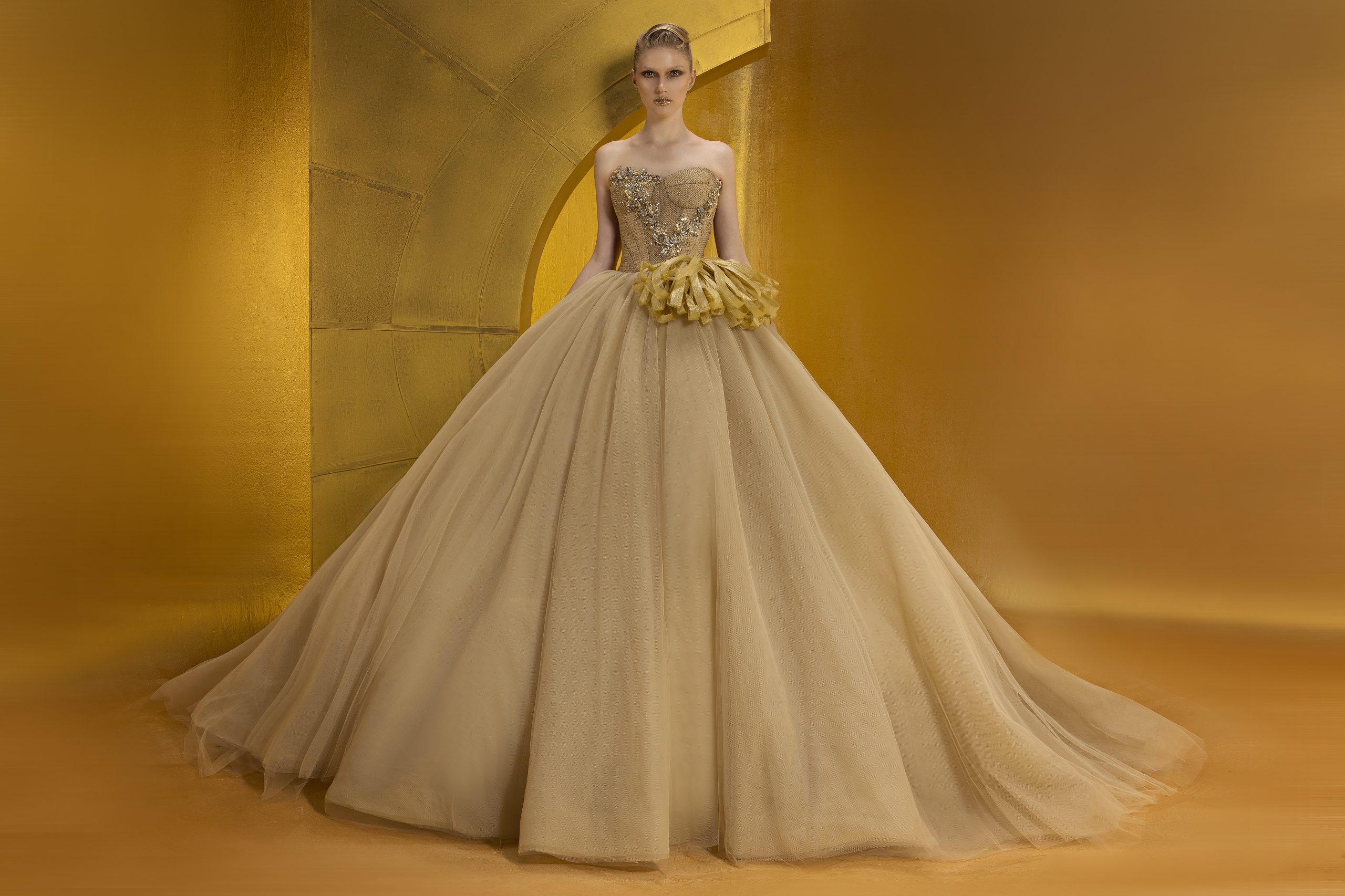Najavljen program 6. Internacionalnog modnog festivala IFF Porto Montenegro 13 gold4 scaled